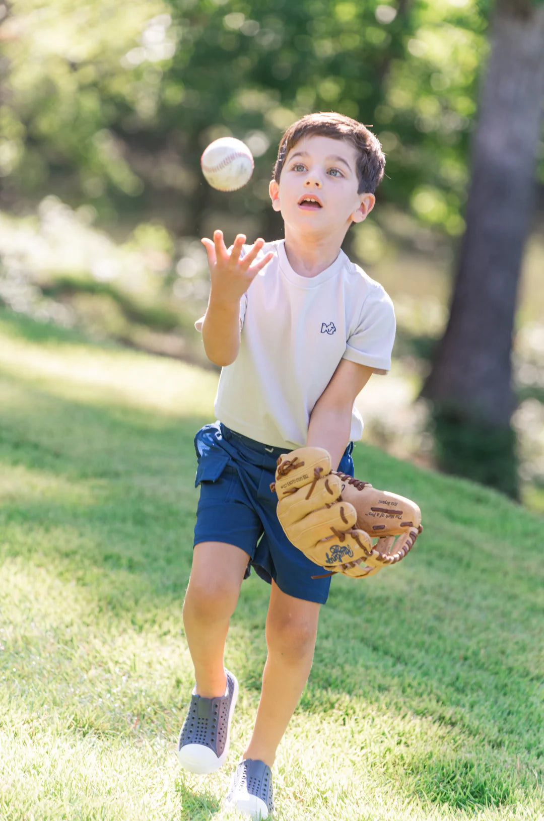 Kid's Cotton Short Sleeve T-shirt – Baseball Glove Art